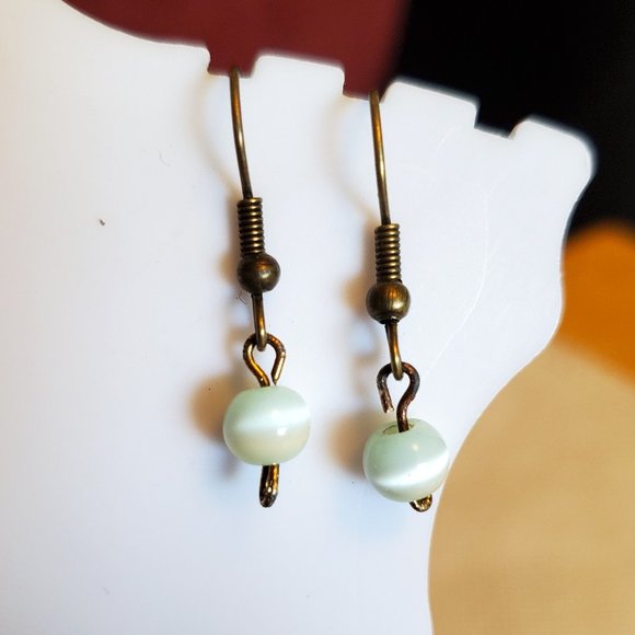 Bronze Hook Green Cat's Eye Bead Dangle Earrings - Picture 1 of 3
